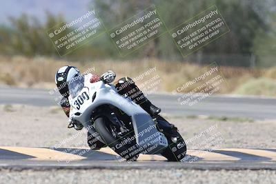 media/Oct-05-2025-CVMA (Sun) [[beeef4f201]]/Race 10-Formula Lightweight Twins Shootout/